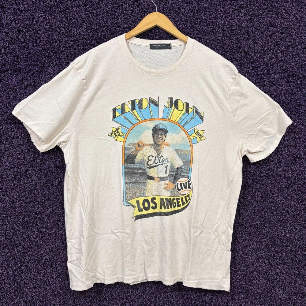 Elton John Rocket Man Plays Hits Dodger Stadium T-Shirt XXL